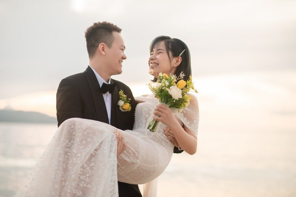 Novios en la playa