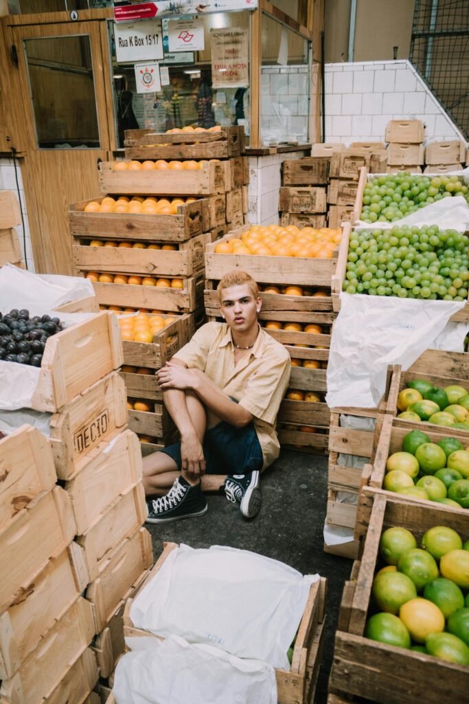 Cajas de madera con fruta